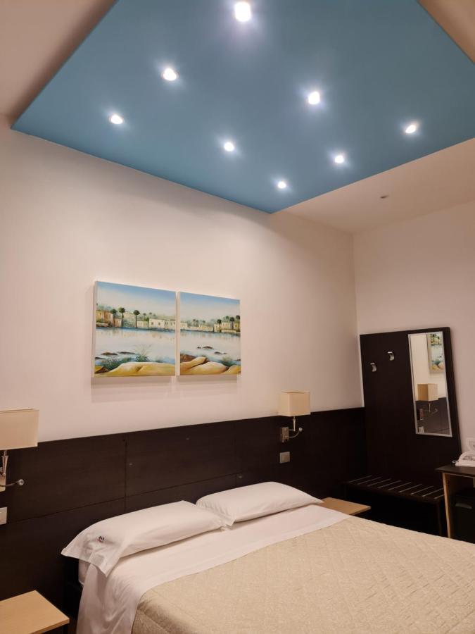 Il Vascello Hotel Porto Cesareo Buitenkant foto